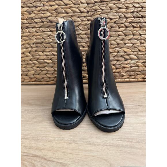 NWB! Bar IlI Womens Dillian Toe Stiletto Zip-Up Dress Bootie - Picture 10 of 11